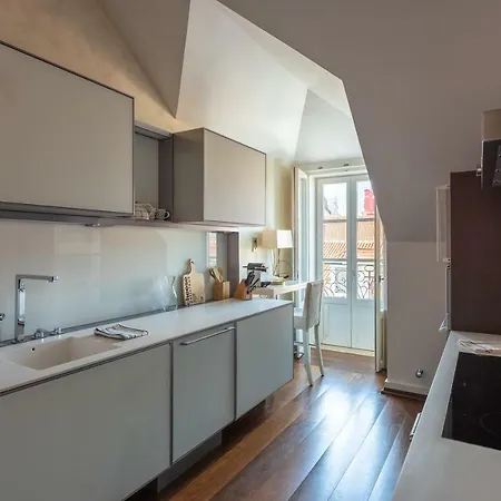 Luxury 3br Duplex 240m2 In City Center+prk *