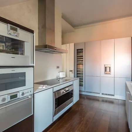 Luxury 3br Duplex 240m2 In City Center+prk * Lisboa