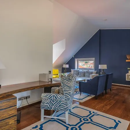 Luxury 3br Duplex 240m2 In City Center+prk Lisboa