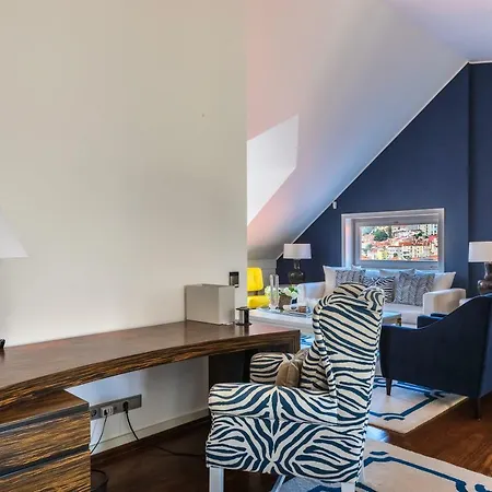 Luxury 3br Duplex 240m2 In City Center+prk *